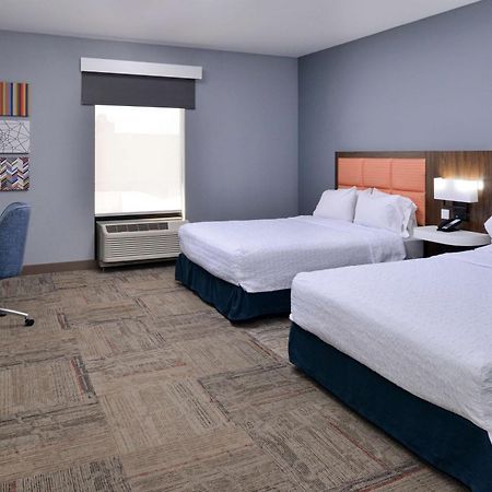 Hampton Inn Kansas City Northeast Luaran gambar