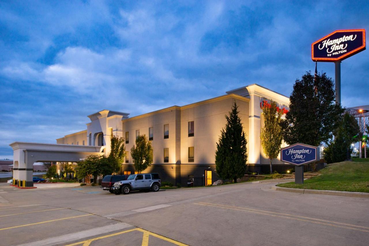 Hampton Inn Kansas City Northeast Luaran gambar