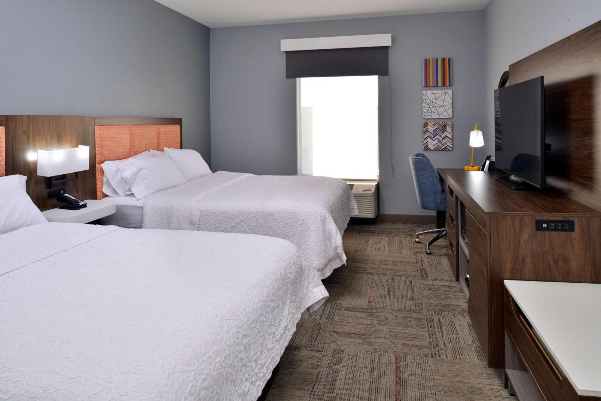 Hampton Inn Kansas City Northeast Luaran gambar
