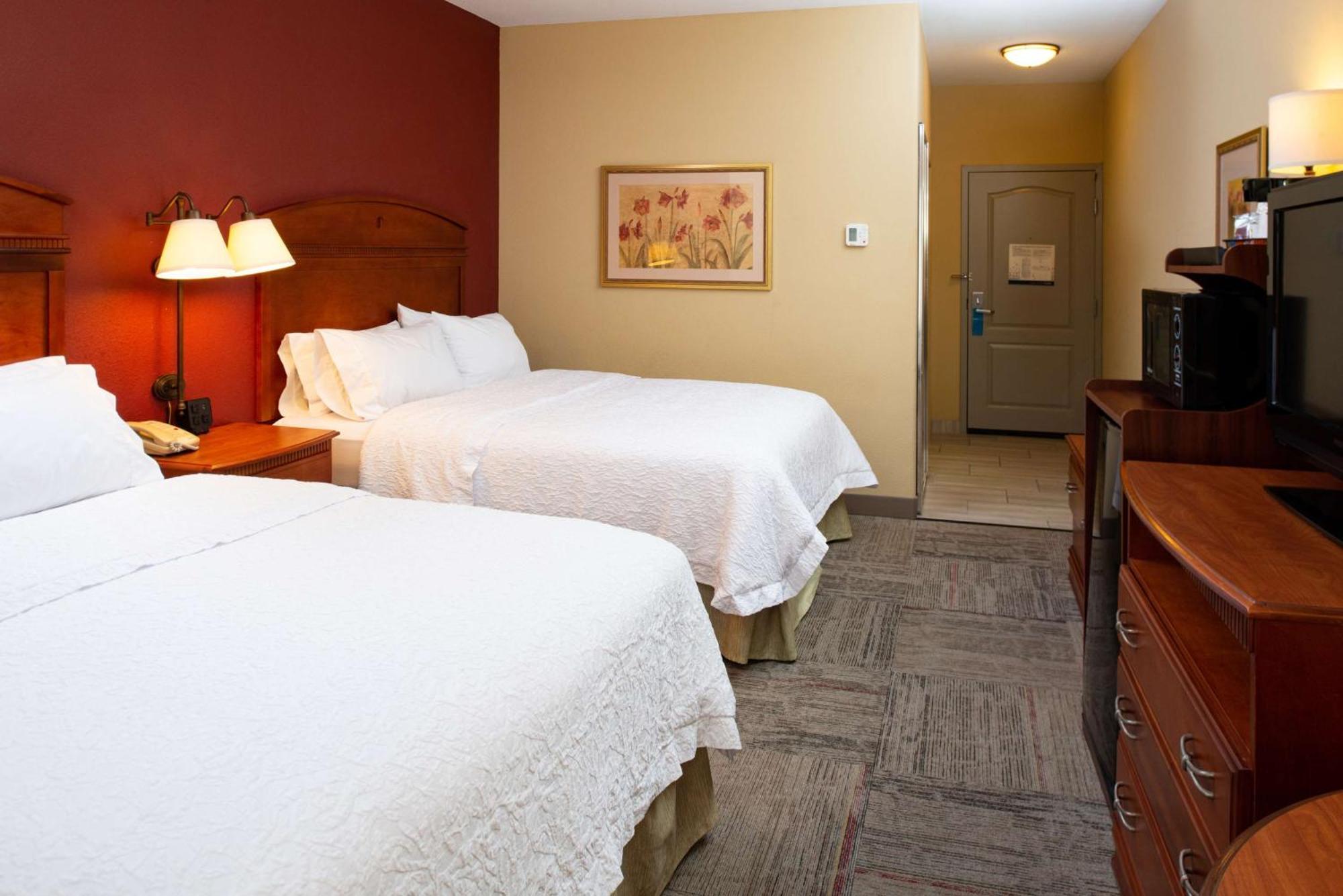 Hampton Inn Kansas City Northeast Luaran gambar