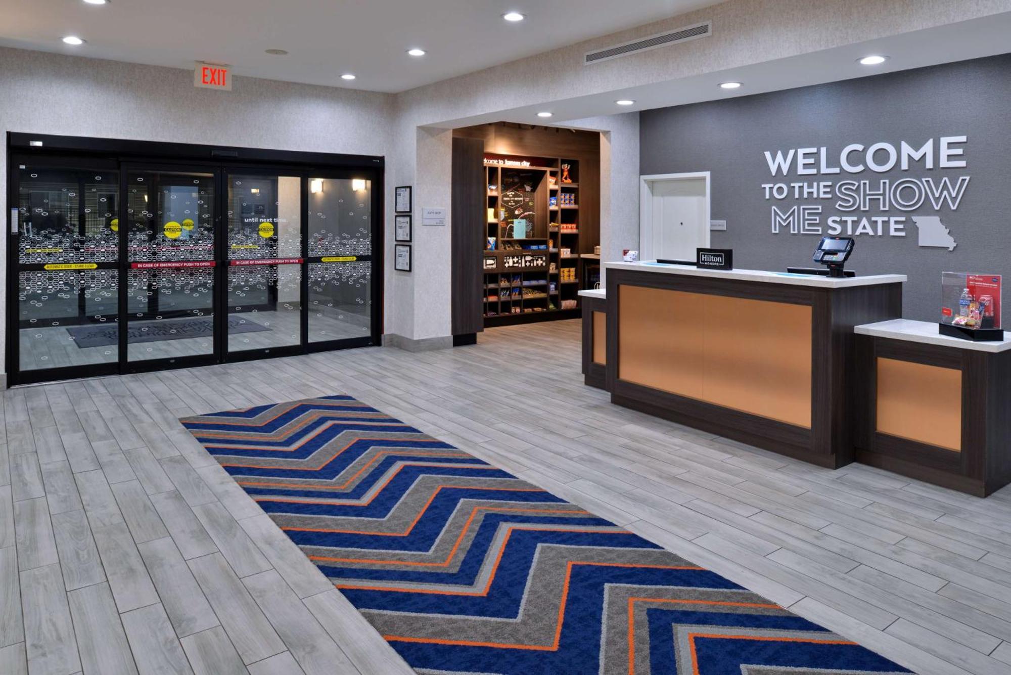 Hampton Inn Kansas City Northeast Luaran gambar